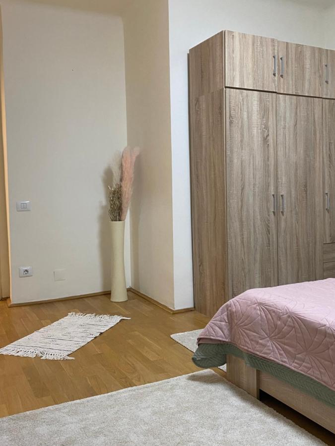 Downtown Apartment Boutique Green Garden Unirii بوخارست المظهر الخارجي الصورة