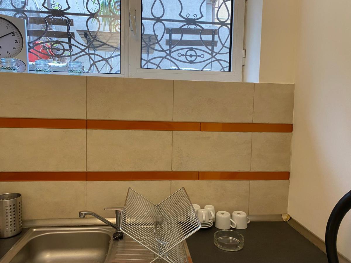 Downtown Apartment Boutique Green Garden Unirii بوخارست المظهر الخارجي الصورة