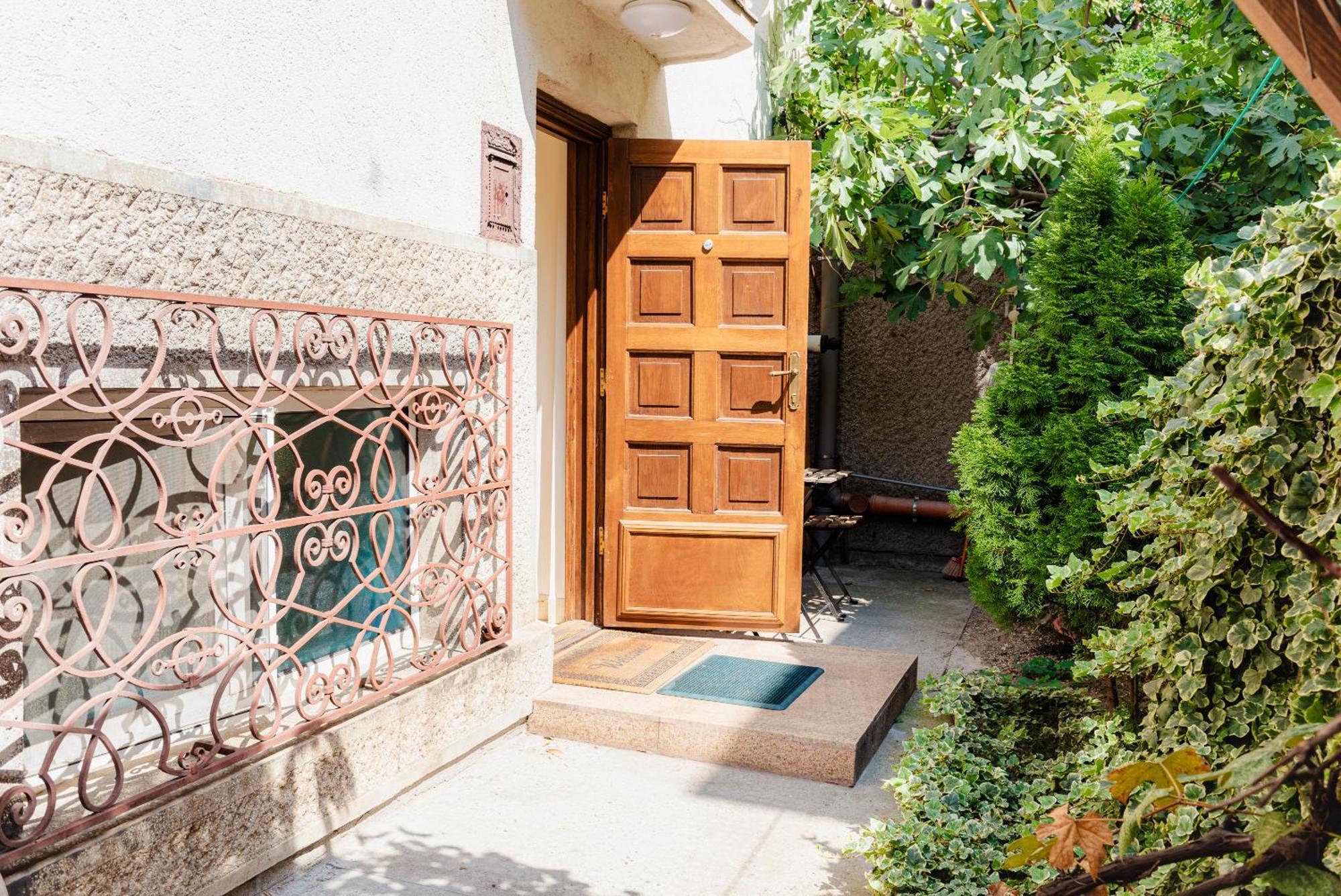Downtown Apartment Boutique Green Garden Unirii بوخارست المظهر الخارجي الصورة
